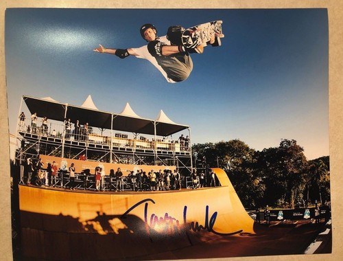 Skate legend tony hawk signed - legend,
