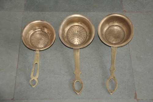 Vieux laiton artisanal - vieux,