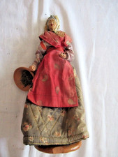 ANCIEN SANTON femme au charbon de bois signe FERRIOT