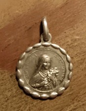 Médaille Religieuse Ancienne
