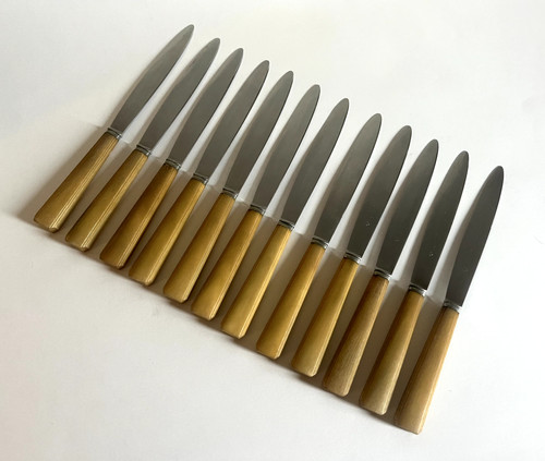 Christofle 12 couteaux de - /,