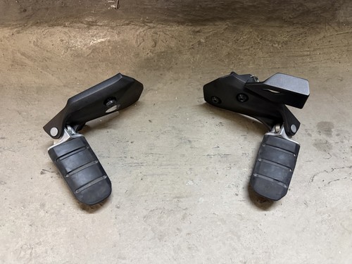 Cales pieds honda - cales-pieds,