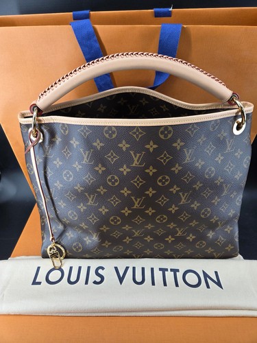 Authentic louis vuitton artsy - authentic,