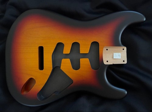 Stratocaster body sunburst - stratocaster,