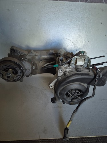 Bas moteur aprilia sxr - 50, t