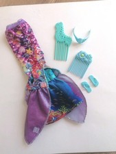 Barbie vêtement C19 sirène Dolphin Magic mermaid tale 2017 Mattel FBD64