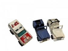 Voiture miniature de collection 3 pièces 7 - 8 cm - état voir photos