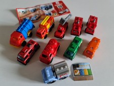 10 véhicules, camions, ancien