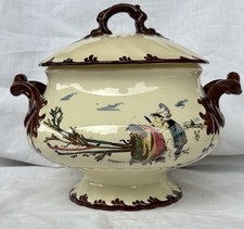 SOUPIERE EN FAIENCE DE CREIL