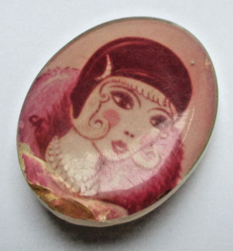 Ancienne broche celluloïd