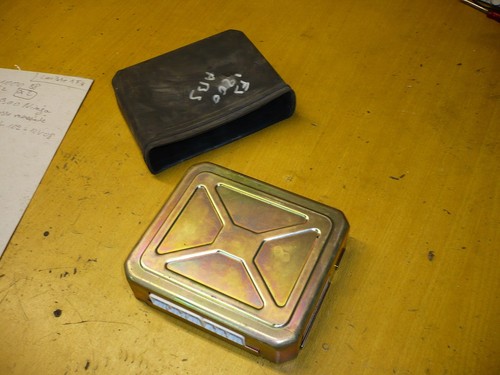 Boitier commande abs frein - boitier,