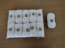 Lot de 11 pelotes PINGO