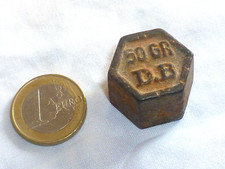 ANCIEN POIDS EN FONTE SANS