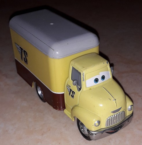 Voiture cars disney camion - cars,