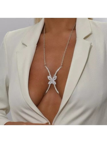 Collier long pour - seins, bijou