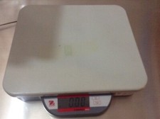 Ohaus Catapult 1000.  Max 75kg