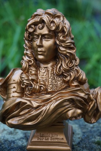Re0048 bronze figurine - re0048,