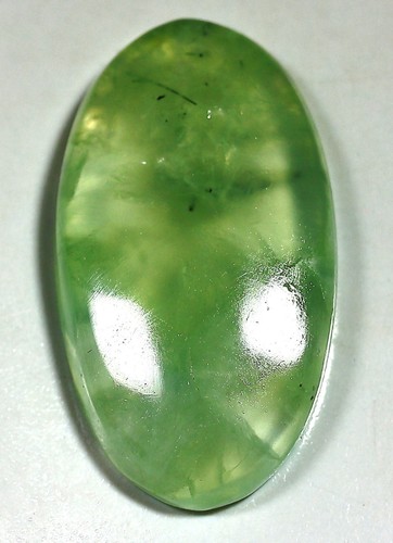 Cabochon ovale préhnite - , vert