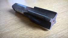 Taraud 3-8 X 18 NEF