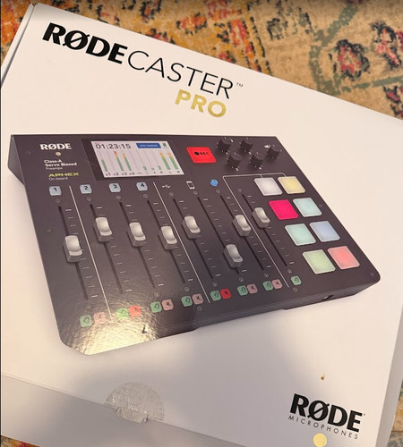 Røde rødecaster pro podcast - rØde,