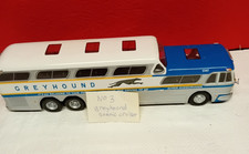 bus greyhound scnic cruiser