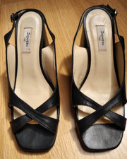 Belles sandales à talon