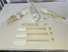 4 Sets Avail Tupperware