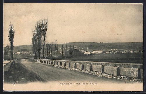 Cpa vaucouleurs pont la - vaucouleurs,,