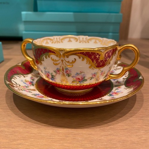 Ancienne soucoupe tasse