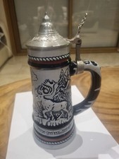  Chope bière Avon vintage fait main céramique grès métal argenté  bleu Fissure