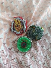 Lot de 3 toupies Beyblade (2