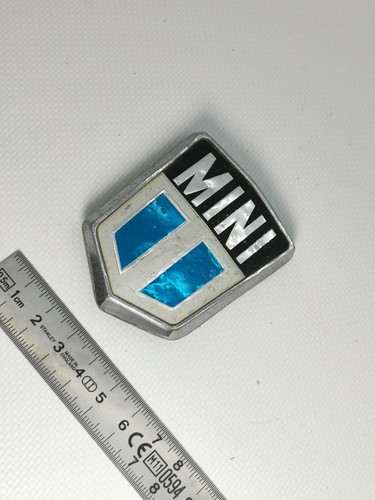 Badge logo automobile - badge, ancien