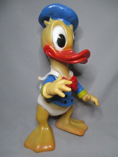 Al102 walt disney figurine - walt,
