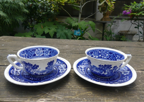 Vintage tasses soucoupes - 2, et