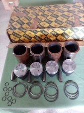 PEUGEOT 305 DIESEL moteur XID 1548 cm3  Kit complet chemises / pistons