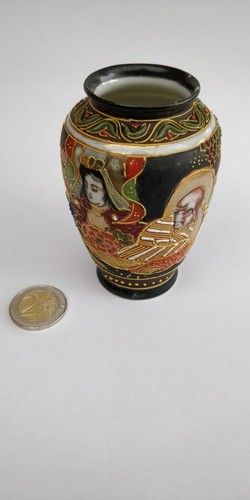 Petit vase ancien japonais