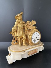 Pendule époque Napoleon III.Dorure. France Style Premier Empire