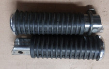 cale-pied passager arrière origine ( la paire ) HONDA 750 VF CUSTOM 1989 RC28 VF