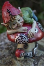 97284 FIGURINE TROLL DORMEUR CHAMPIGNON  PIXIE ELFE PIXIES  FARFADET STEAMPUNK