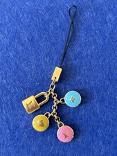 Louis Vuitton Charme Porte Clés/ Téléphone 