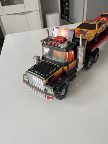 Camion porte voiture - voiture, en