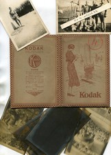 Militaire Pochette Kodak avec 2 Photos Soldats 8 è Régiment et 5 négatifs