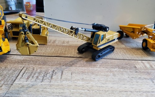 Pelleteuse cable caterpillar - a,