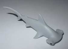 PLAYMOBIL  bébé requin