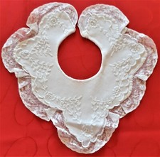  BAVOIR ANCIEN REALISATION ET BRODERIE FAITES MAIN SUR TULLE