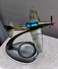Ancien cendrier URSS Yak-3 Avion Model Soviet Aviation Decor