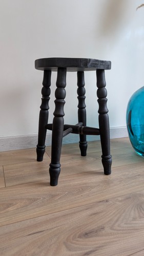 Tabouret rustique ancien - , en