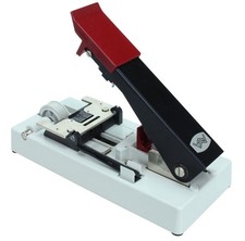 MARGUET  Colleuse film a Sec Super 8  (Réf#G-332)