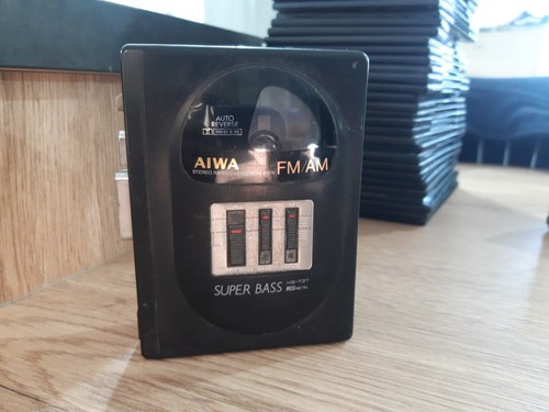 Aiwa vintage stereo radio - aiwa,