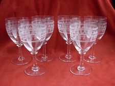 BACCARAT ?, SERIE DE 6 VERRES A EAU EN CRISTAL GRAVE,DEBUT XXème.